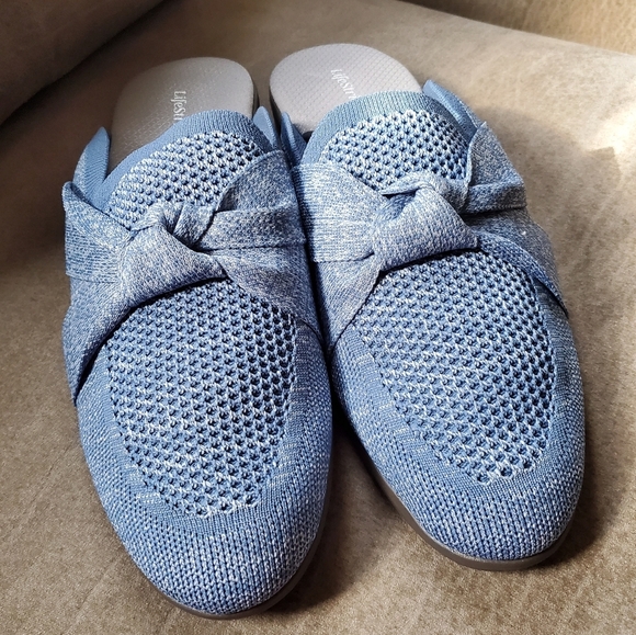 NWOT Life Stride X B Zee's Air Step Kissed Mule In Blue Size 9M - Picture 2 of 9